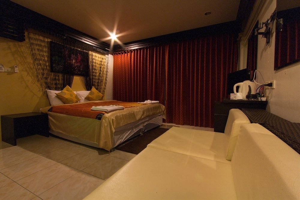 Cool Sea House Hotel Patong Ngoại thất bức ảnh